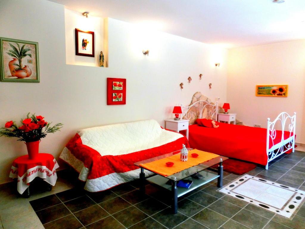 Holiday Home Villa Bella فيرسار الغرفة الصورة
